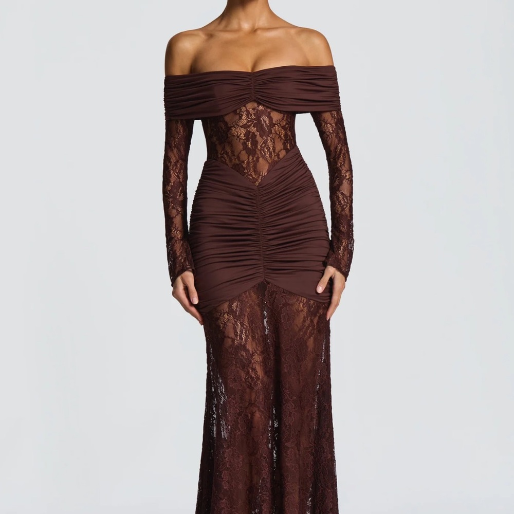 Chic Strapless Brown Lace Dress - Picture 3 of 3